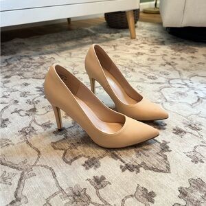 Dream Paris nude pointed heels